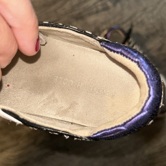 Kenneth Cole Zebra Print Sneakers - Picture 3 of 4